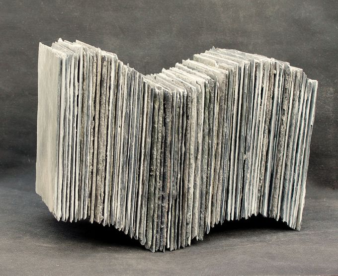 Uden titel, 2022, skulptur af skifferplader.